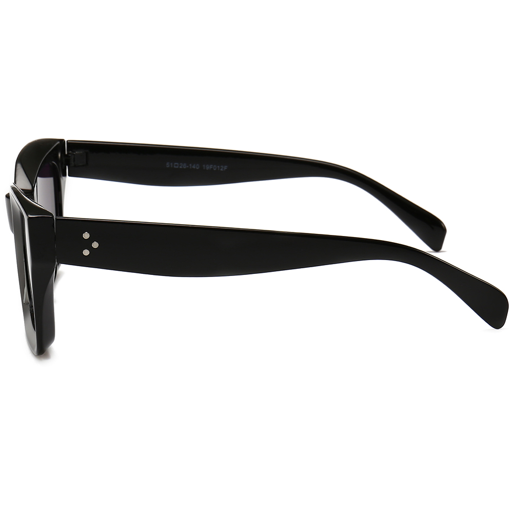 BDY19F012F-A-Square-Sunglasses alt text